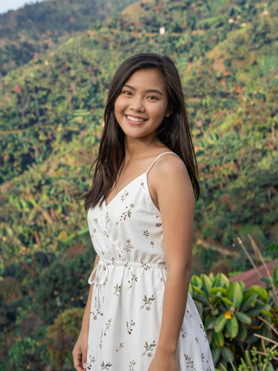 Noon, 23, young Thai woman from Chiang Mai seeking a dating connection
